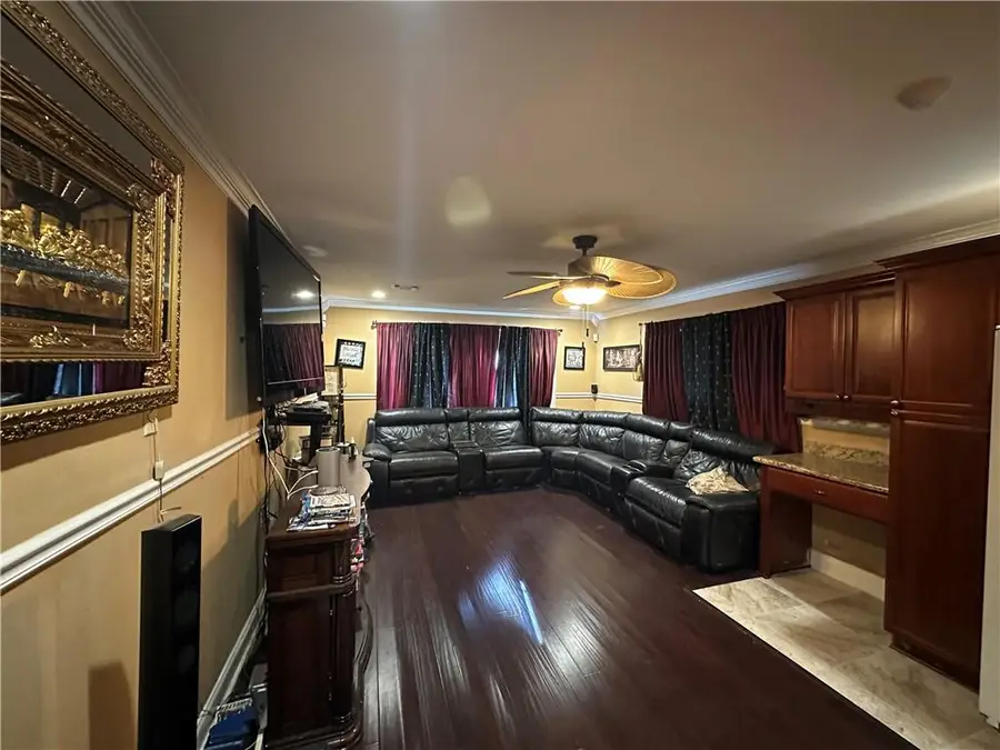 8532 Benjamin Drive, Chalmette, LA 70043 - Image #2