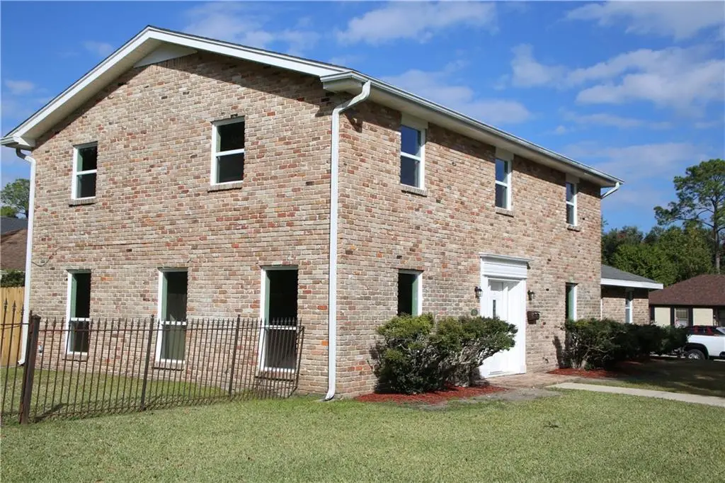 5630 Wimbledon Court, New Orleans, LA 70131 - #1