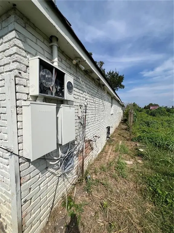 1927 Flood Street, New Orleans, LA 70117 - Image #2