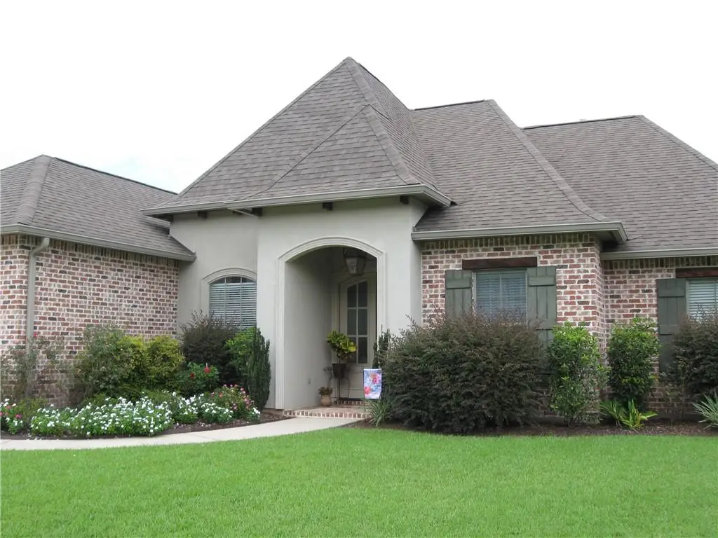 320 De Zaire Drive, Madisonville, LA 70447 - #1