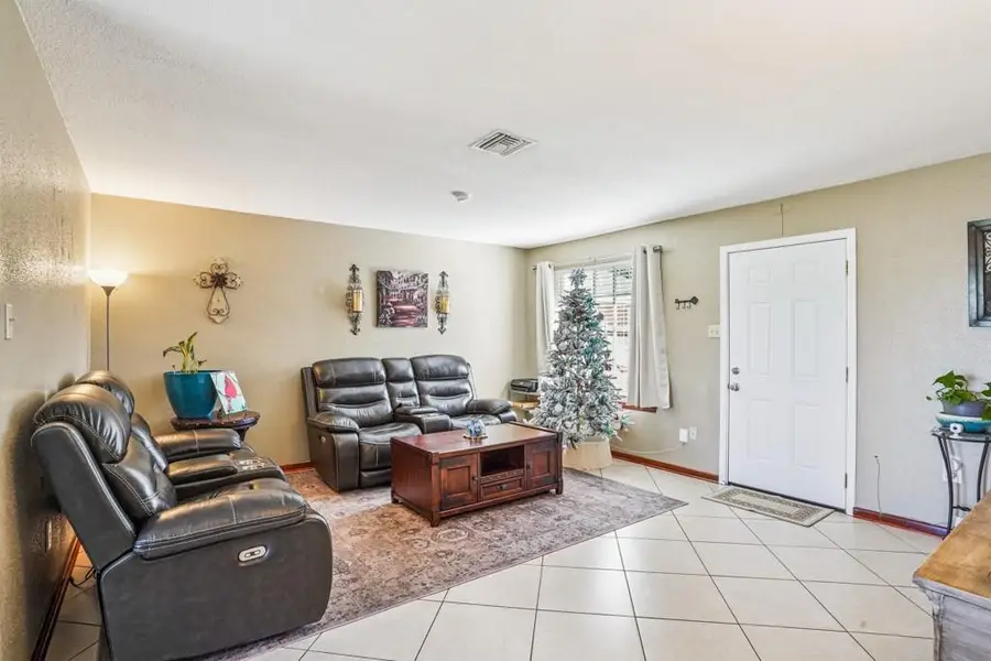 114 Lartigue Street, Belle Chasse, LA 70037 - Image #2