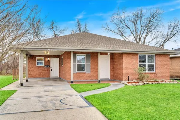 1768 Pace Boulevard, New Orleans, LA 70114