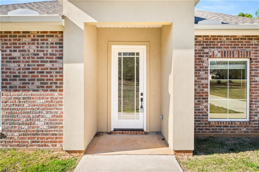 318 Walker Gravel Pit Road, Dry Prong, LA 71423 - Image #2