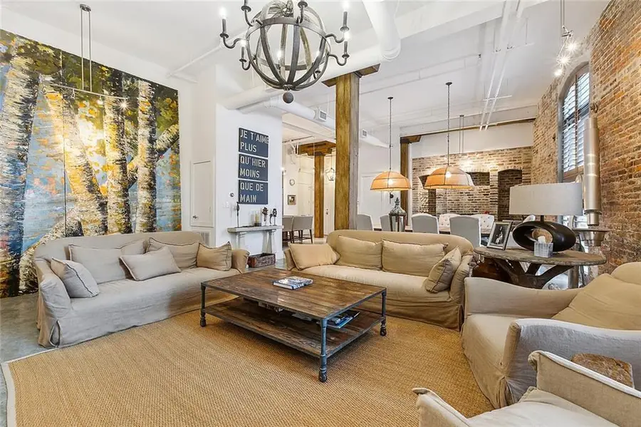 840 Tchoupitoulas Street #101, New Orleans, LA 70130 - #3