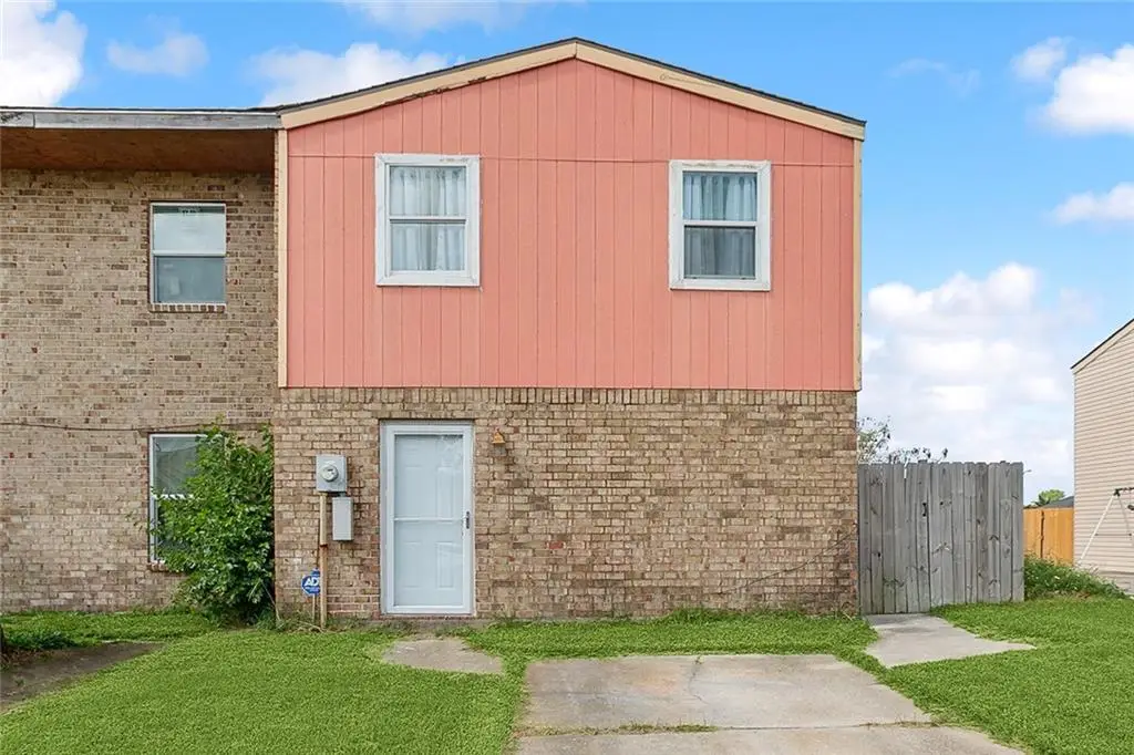 5116 Lakeview Court, New Orleans, LA 70126 - Image #1