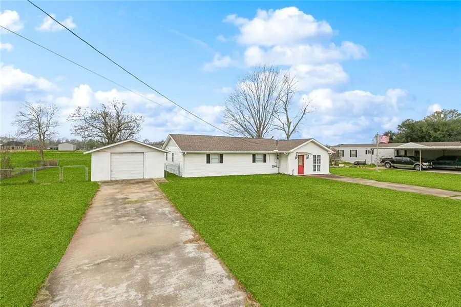 2771 Admirals Landing Street, Paulina, LA 70763 - Image #2