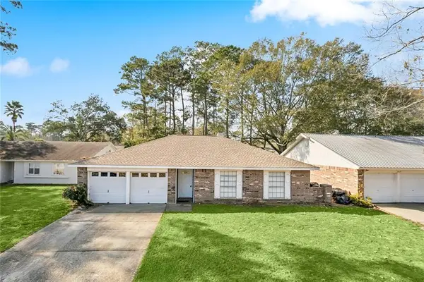 415 Ridge Wood Drive, Mandeville, LA 70471