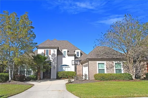 3419 Heatherwood Drive, Harvey, LA 70058