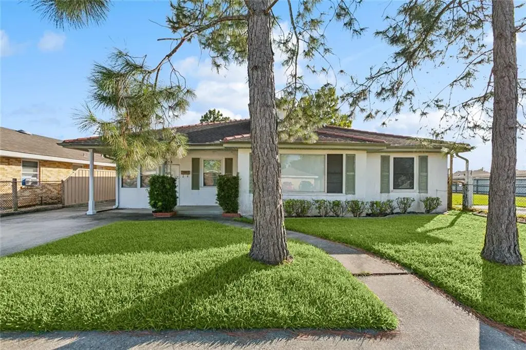 414 W Celestine Street, Chalmette, LA 70043 - Image #1