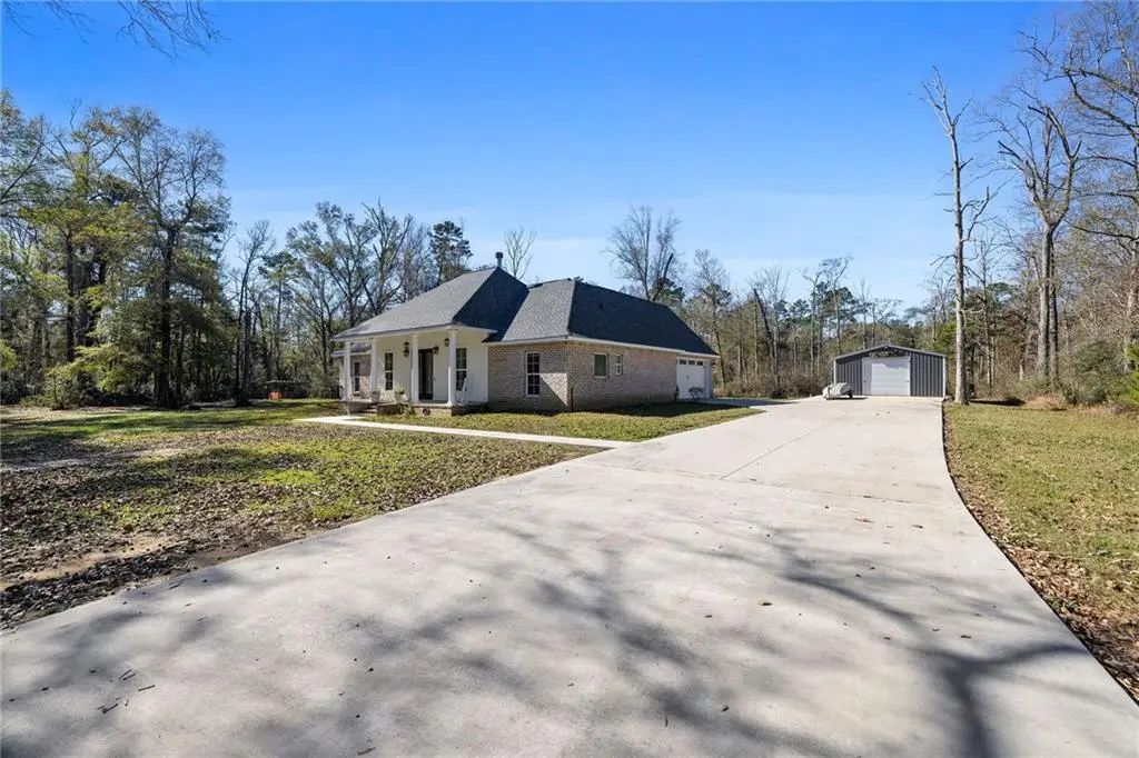 39143 Woodland Acres Drive, Ponchatoula, LA 70454 - Image #1
