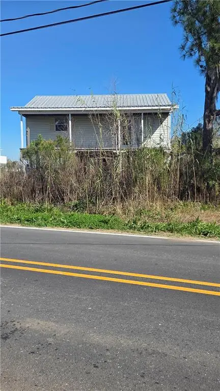 4335 Jean Lafitte Boulevard, Lafitte, LA 70067