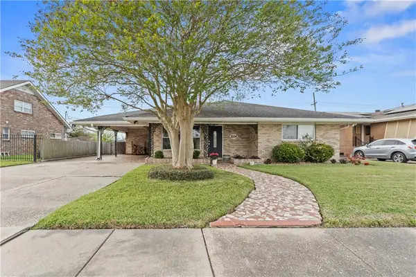 1104 Perrin Drive, Arabi, LA 70032