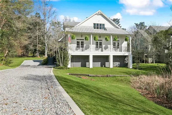 910 E 1st Avenue, Covington, LA 70433