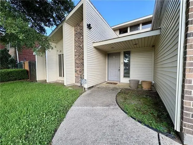 11240 Winrock Drive, New Orleans, LA 70128 - Image #2