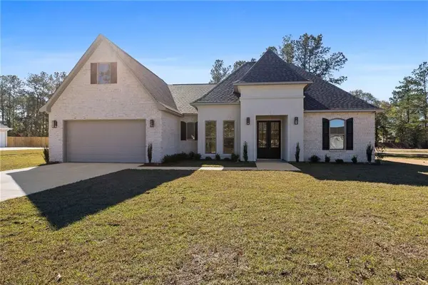 13673 Rue Chateau, Ponchatoula, LA 70454