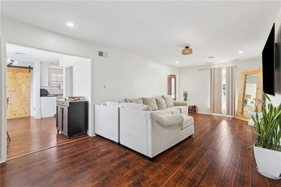 6005 W Metairie Avenue, Metairie, LA 70003 - Image #3