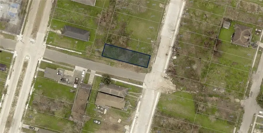 2502 Lamanche Street, New Orleans, LA 70117 - Image #2