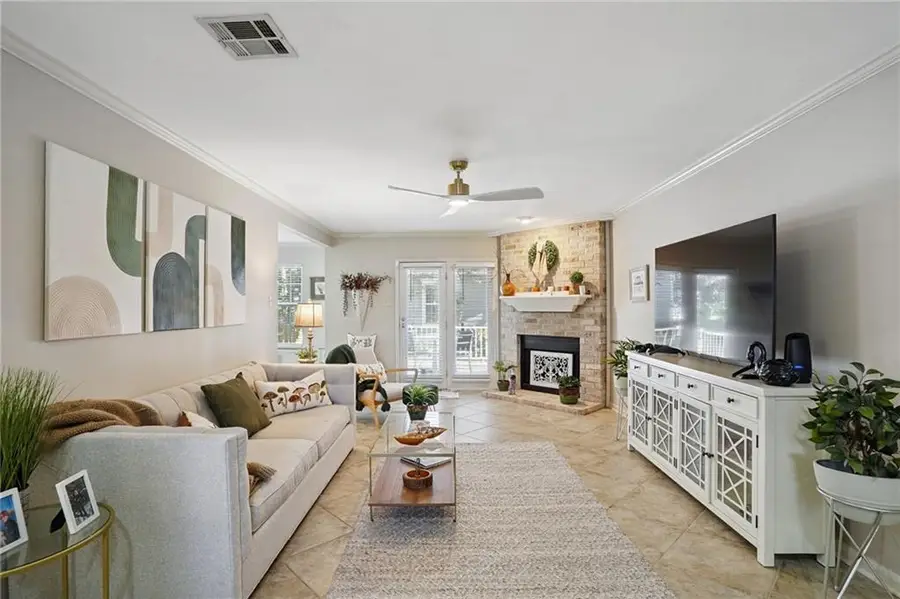 605 Colbert Street #10, Mandeville, LA 70448 - #3