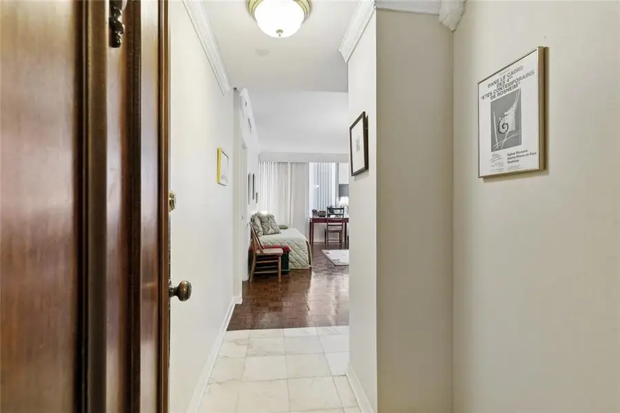 2100 St Charles Avenue #3A, New Orleans, LA 70130 - Image #2