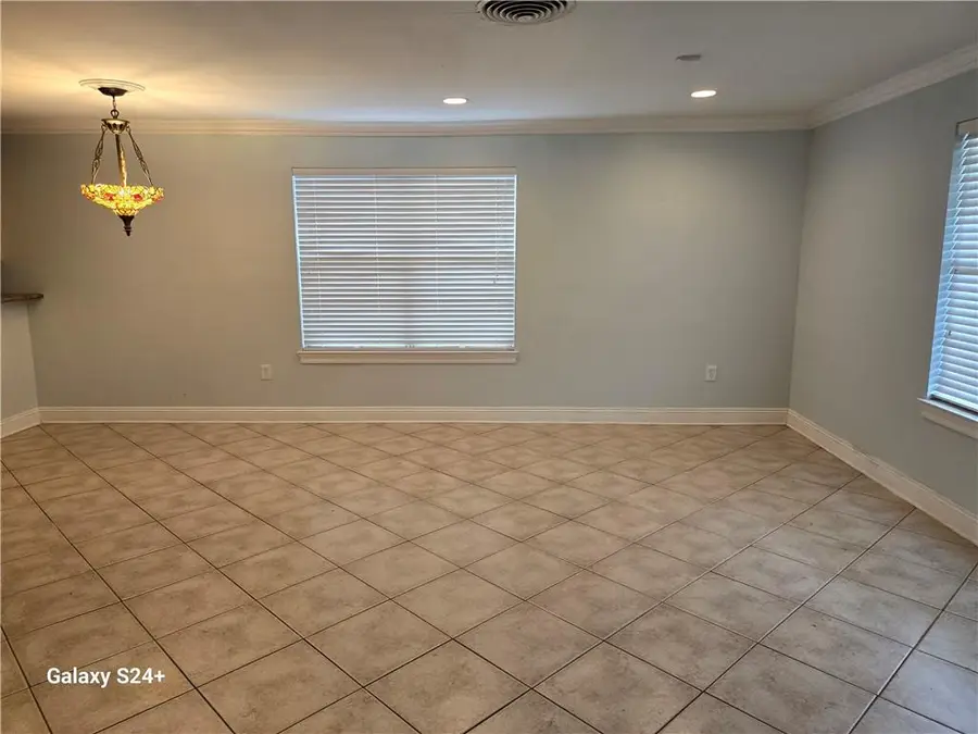 4928 Robin Hood Drive, New Orleans, LA 70128 - Image #3