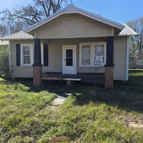 4 Ball Powell Street, Alexandria, LA 71301