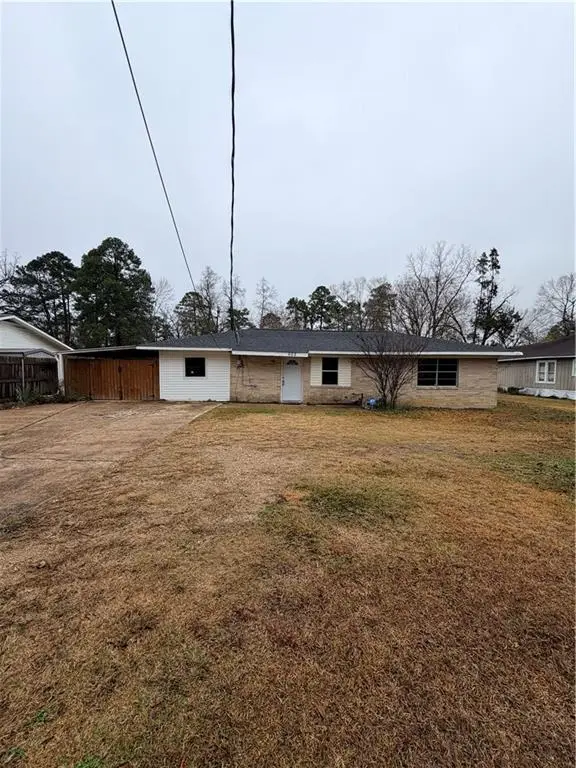 602 Tioga Road, Ball, LA 71405