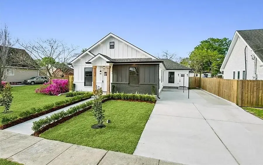 308-10 Riess Place, Chalmette, LA 70043 - Image #2