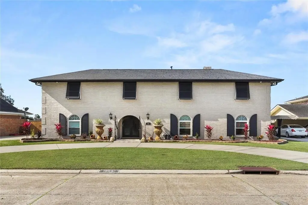 392 Fairfield Avenue, Gretna, LA 70056 - #1