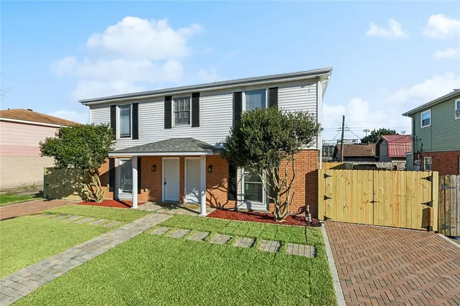 2425 27 Octavia Drive, Chalmette, LA 70043 - Image #2