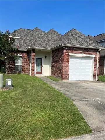 113 Emerald Oaks Drive, Covington, LA 70433