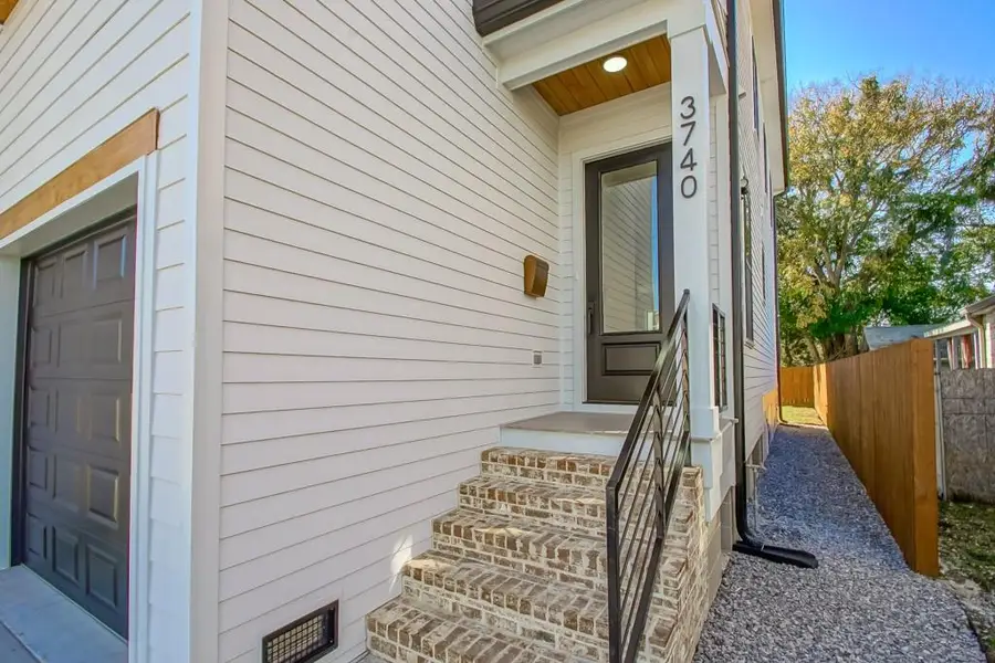 3738-40 Bruxelles Street, New Orleans, LA 70122 - #2