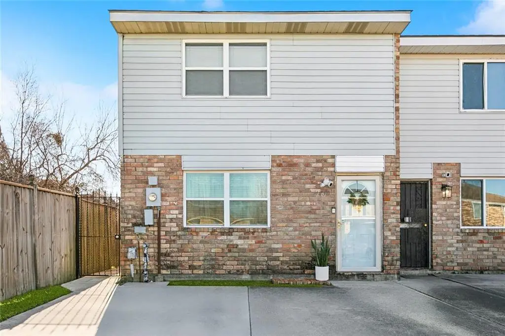 11830 W Barrington Drive, New Orleans, LA 70128 - #1