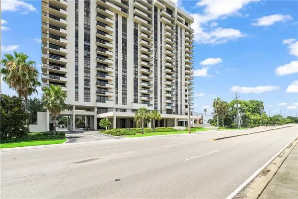 300 Lake Marina Avenue #7-C, New Orleans, LA 70124