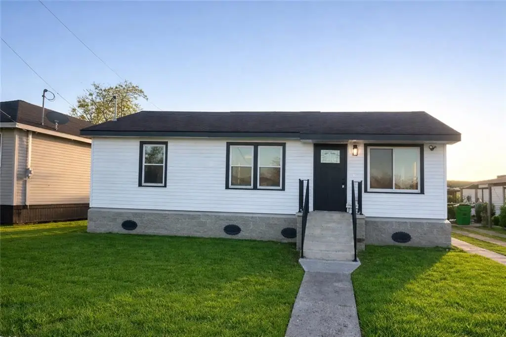 3240 Hero Drive, Gretna, LA 70053 - #1