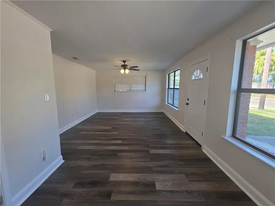 3906 Paris Avenue, New Orleans, LA 70122 - #2