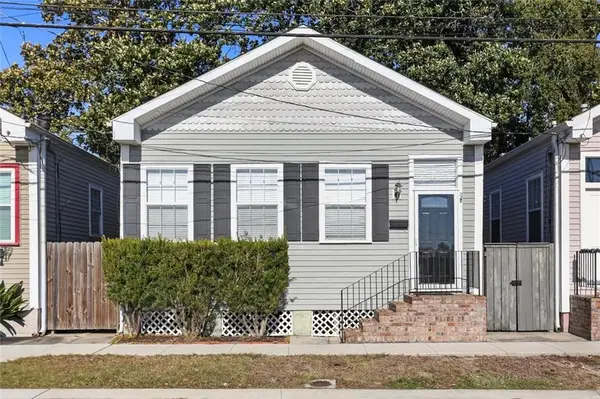 7405 Spruce Street, New Orleans, LA 70118
