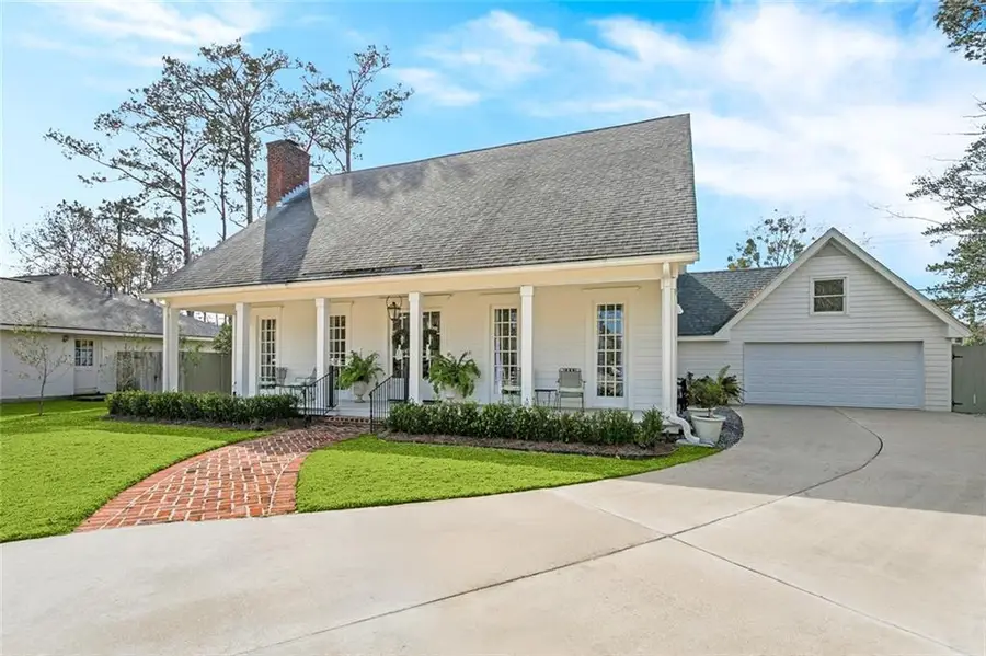 125 Beau Pre Drive, Mandeville, LA 70471 - Image #2