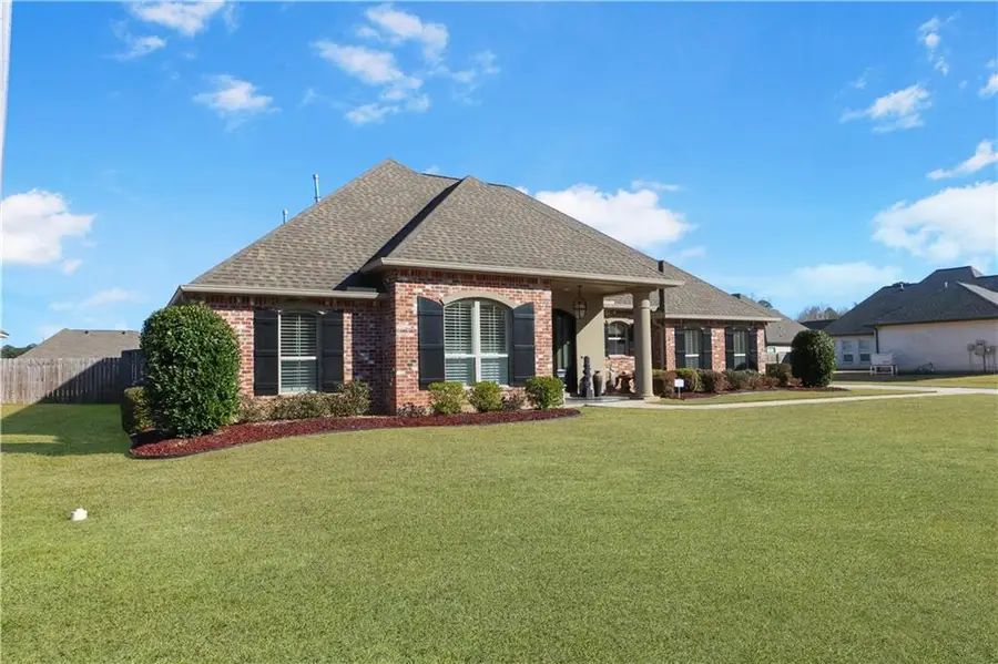 832 Manor Lane, Covington, LA 70433 - #2