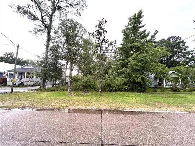 415 W 25th Avenue, Covington, LA 70433 - #2