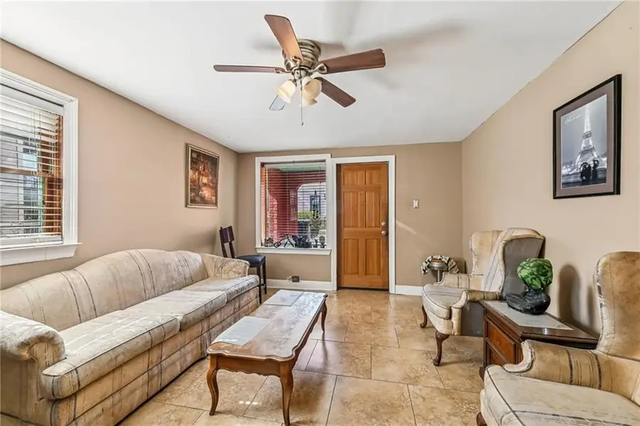 906 Verret Street, New Orleans, LA 70114 - #3