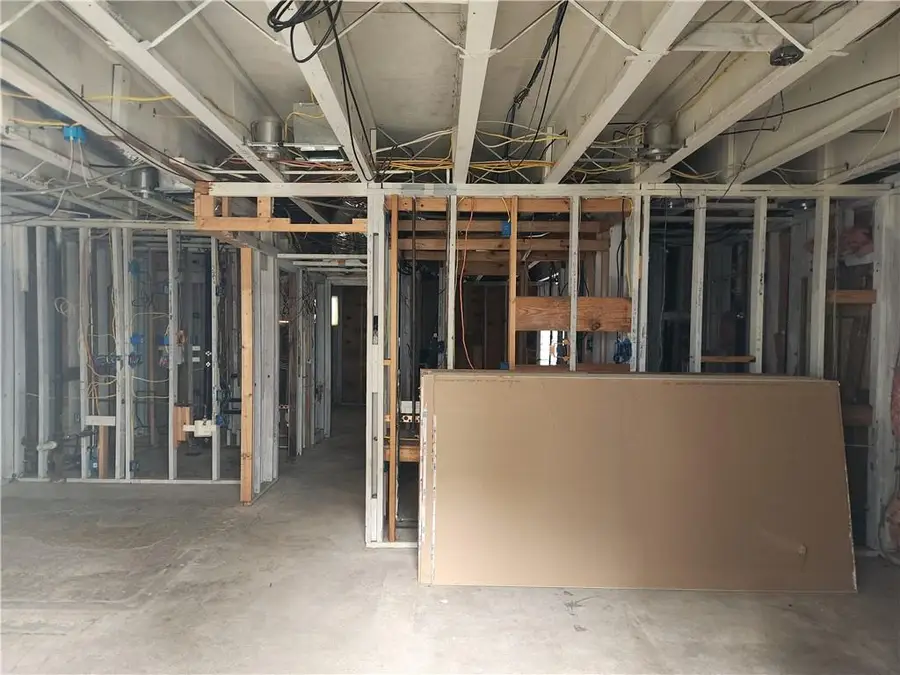 318 Lake Marina Avenue #111, New Orleans, LA 70124 - #3