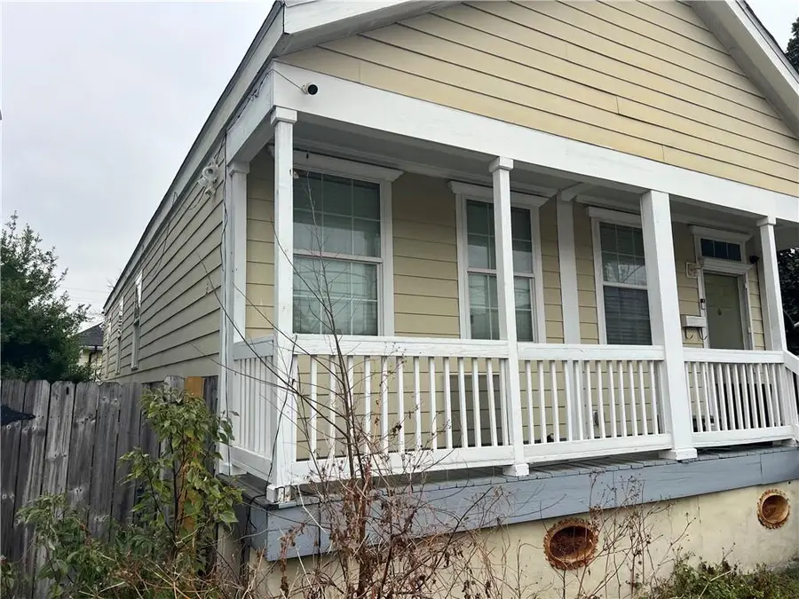 2433 Amelia Street, New Orleans, LA 70115 - #3