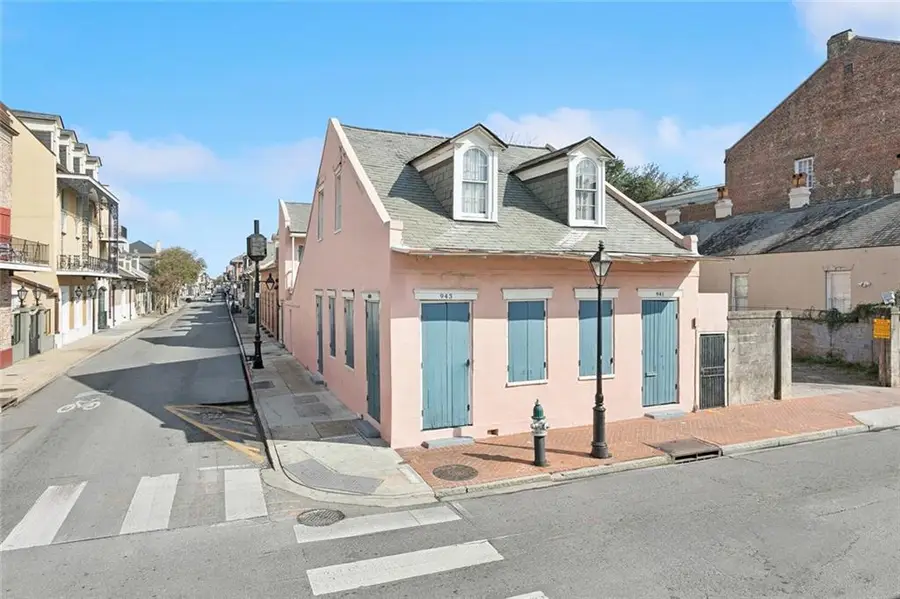 941-943 Toulouse Street, New Orleans, LA 70112 - #2