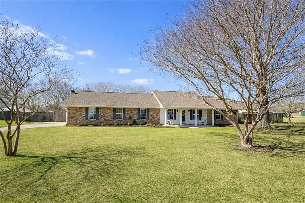 633 Oak Ridge Drive, Marksville, LA 71351 - #1