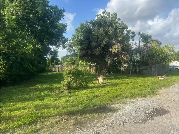 3211 Dahlia Walk, New Orleans, LA 70122