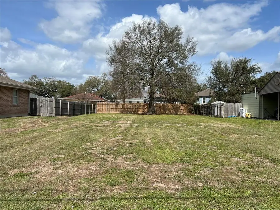 1335 Seville Drive, New Orleans, LA 70122 - #2