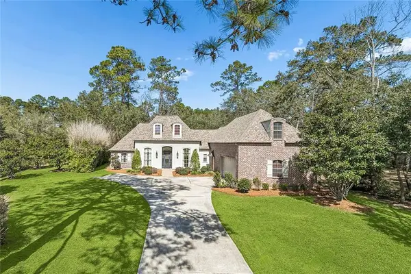 273 Empress Court, Madisonville, LA 70447