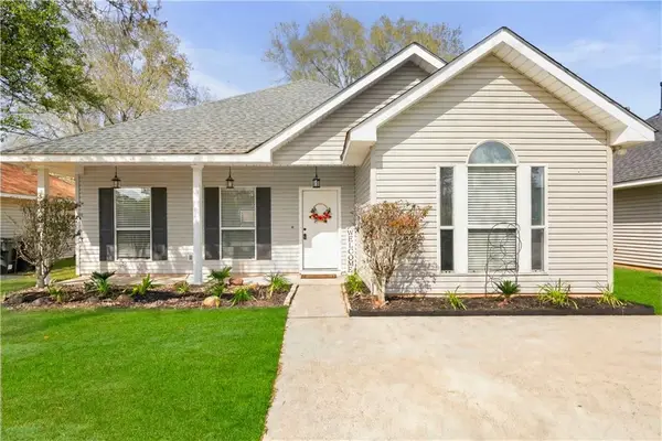 755 Labarre Street, Mandeville, LA 70448