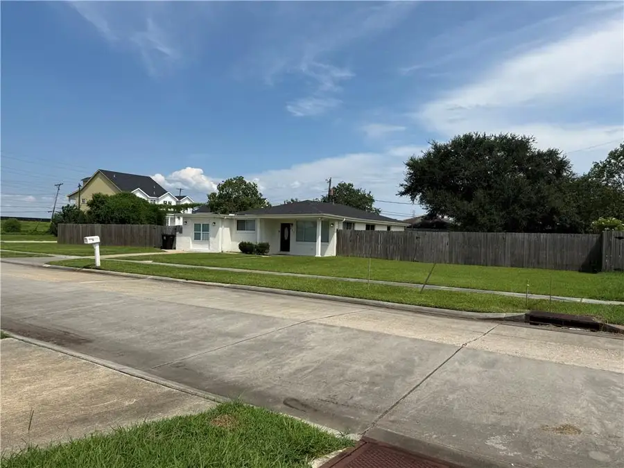 225 Nutria Drive, Arabi, LA 70032 - #3
