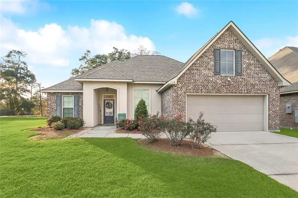 709 Jackson Court, Madisonville, LA 70447 - #1